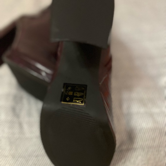 Like New Rachel Zoe Maya Platform Bootie Crocodile Embossed In Deep Mahogany - Picture 6 of 7